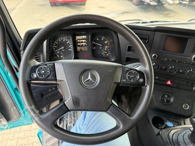 Betonpumpen-LKW MERCEDES-BENZ AROCS 3742 8x4 Euro 6 Sermac 5Z42