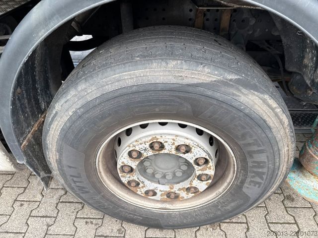 Betonpumpen-LKW MERCEDES-BENZ AROCS 3742 8x4 Euro 6 Sermac 5Z42
