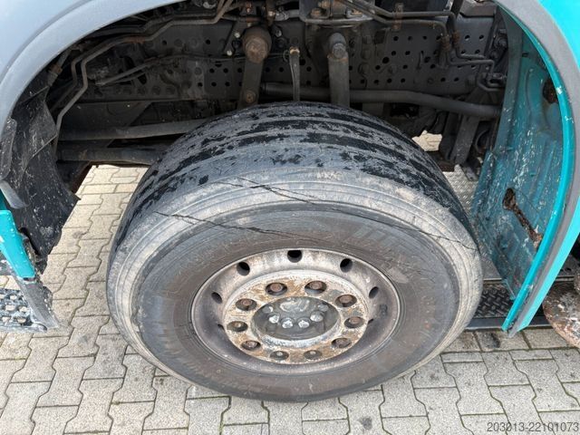 Betonpumpen-LKW MERCEDES-BENZ AROCS 3742 8x4 Euro 6 Sermac 5Z42