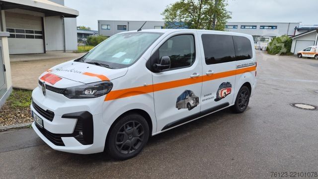 Minibus CITROEN SpaceTourer Spacetourer Plus M 9 Sitzer