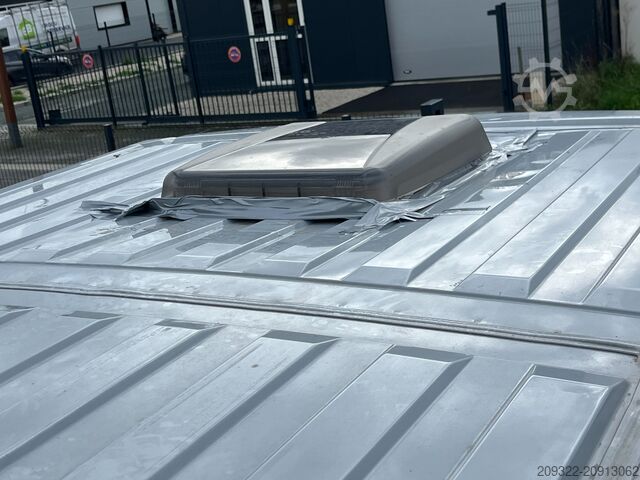 Caravan/camper Fiat Weinsberg Carabus 600 K | 4 posti letto | Completamente attrezzato