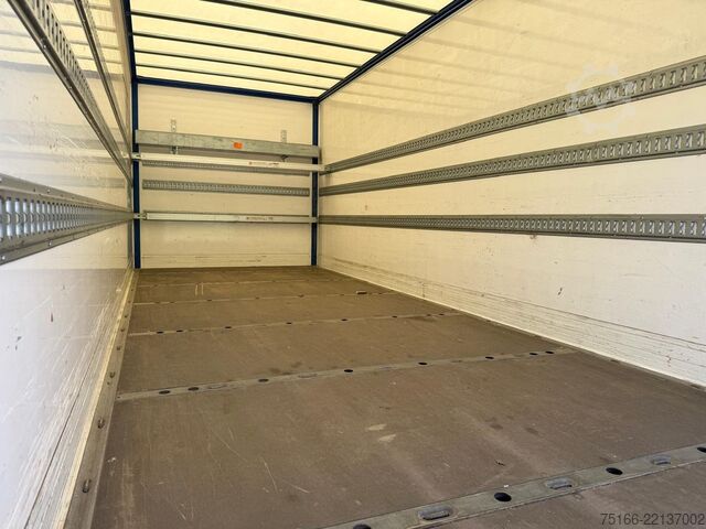 Box truck MERCEDES-BENZ ATEGO 1224 L Koffer 7,20 m LBW 1,5 to.*Seitentür