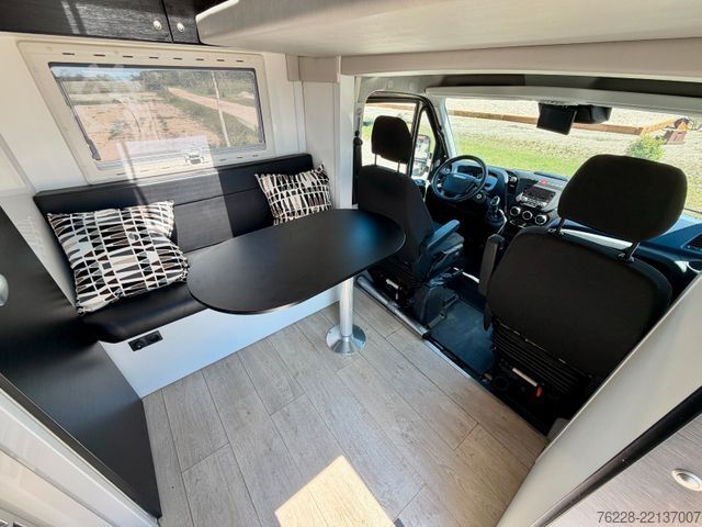 Livestock transporter IVECO Daily