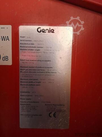 Teleskopbühne Genie S-65