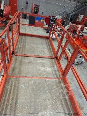 Scissor lift Genie GS-4390 RT