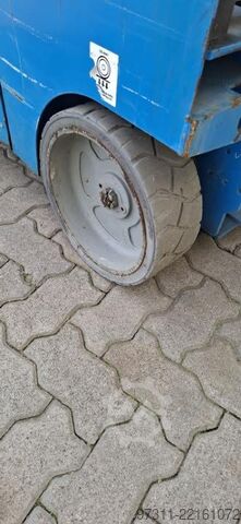 Scissor lift Genie GS-4047