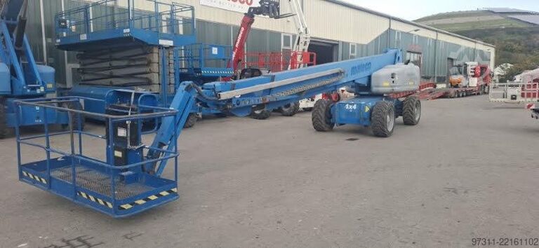 Telescopic boom lift Genie S-125
