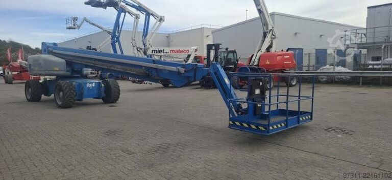 Telescopic boom lift Genie S-125