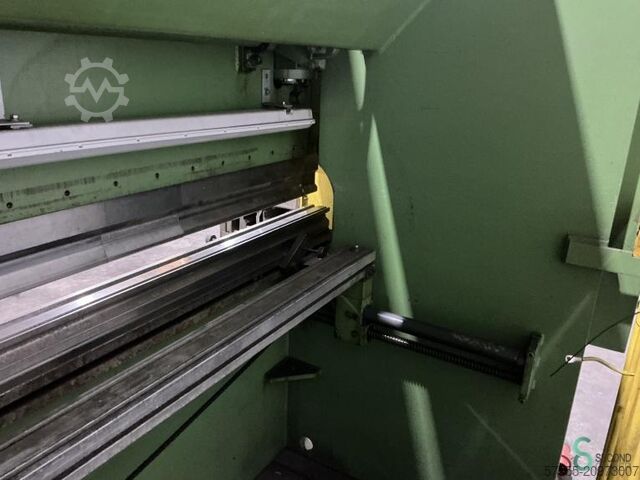 Press brakes  LVD PPBL 135/30 1988 LVD 