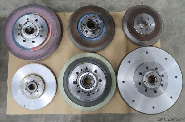 Universal cylindrical grinding machine STUDER S33