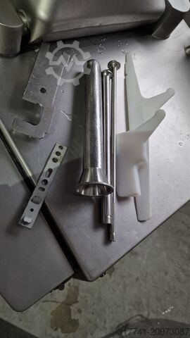 Stuffing machine Handtmann VF612