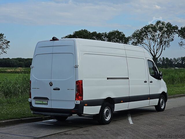High-roof van MERCEDES-BENZ SPRINTER 317 L3H2 Mbux Automaat!