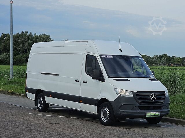 High-roof van MERCEDES-BENZ SPRINTER 317 L3H2 Mbux Automaat!