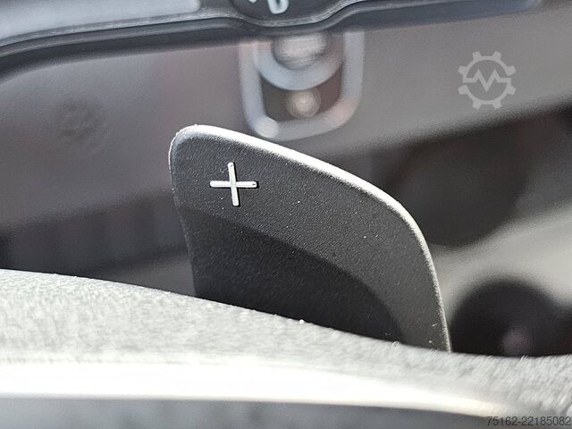 High-roof van MERCEDES-BENZ SPRINTER 317 L3H2 Mbux Automaat!