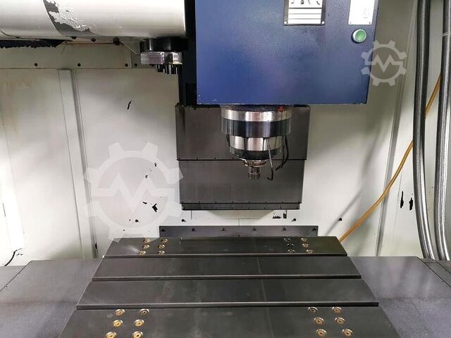 Vertical machining center SPINNER VC-650