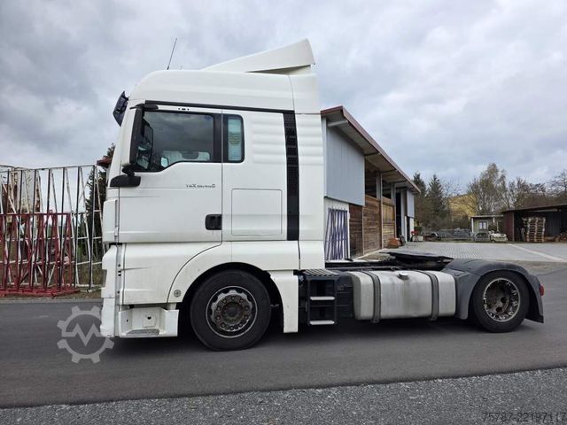 Volume tractor unit MAN 18.400 TGX LL , ZF Intarder, Doppeltank, Euro 6