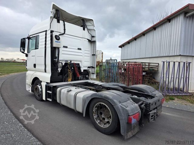 Volume tractor unit MAN 18.400 TGX LL , ZF Intarder, Doppeltank, Euro 6
