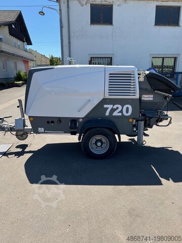 Concrete pump trailer Putzmeister P720 TD