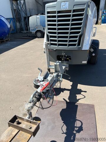 Concrete pump trailer Putzmeister P720 TD