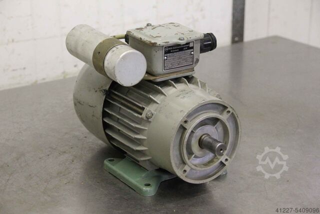 Electric motor 0.4 kW 2910 Rpm VEM EAK 80.1/2-FK14