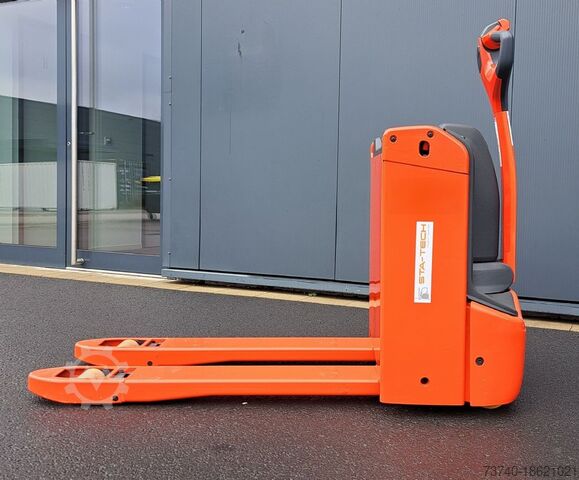 Niederhubwagen Linde T16