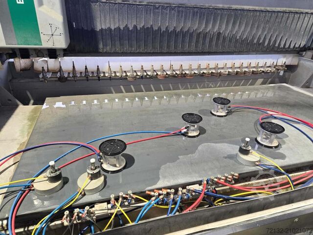 Glas-Bearbeitungszentrum Bottero Pratica GLP