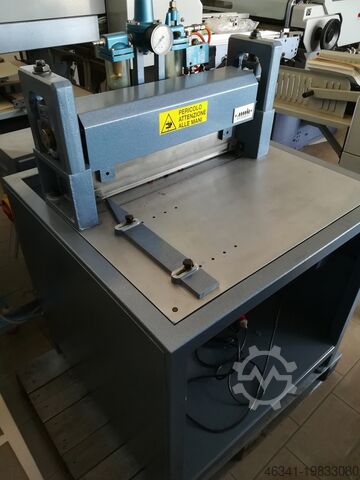Paper baler  