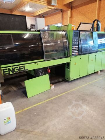Spritzgießmaschine ENGEL 