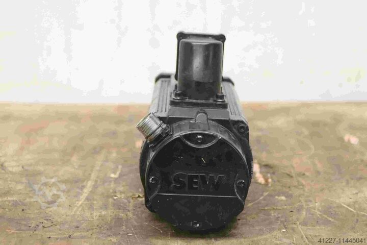 Servo motor 3000 rpm SEW-Eurodrive CFM71L/TF/RH1M/SM50