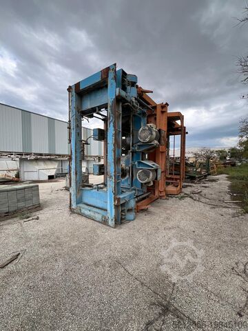 Machine for Precast Concrete Pipes Colle S.p.a. 