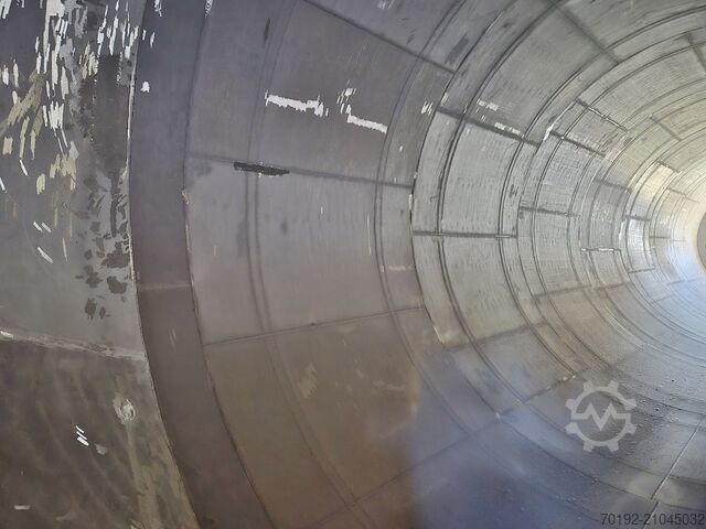 290,000 liter insulated tank made of V2A stainless steel  K0136