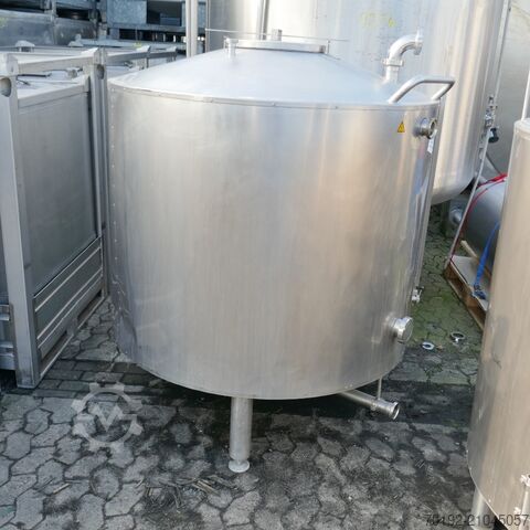 1250 litre insulated CIP tank made of V2A (stainless steel).  9845
