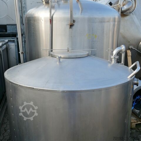 1250 litre insulated CIP tank made of V2A (stainless steel).  9845