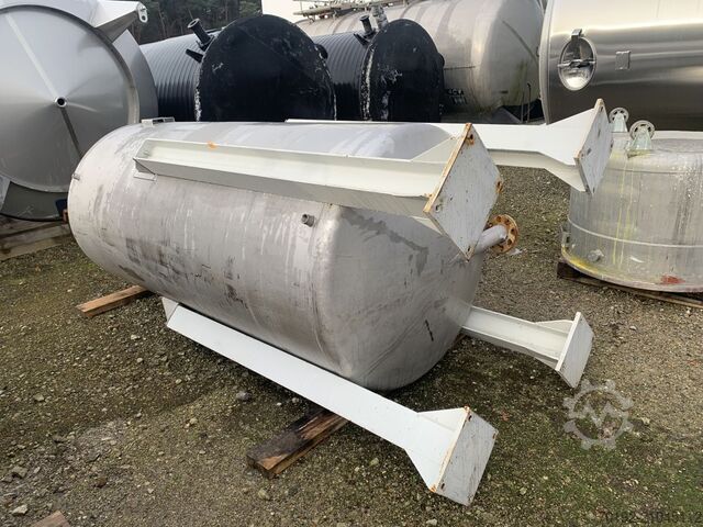2800-liter open storage tank made of V2A stainless steel  S17006