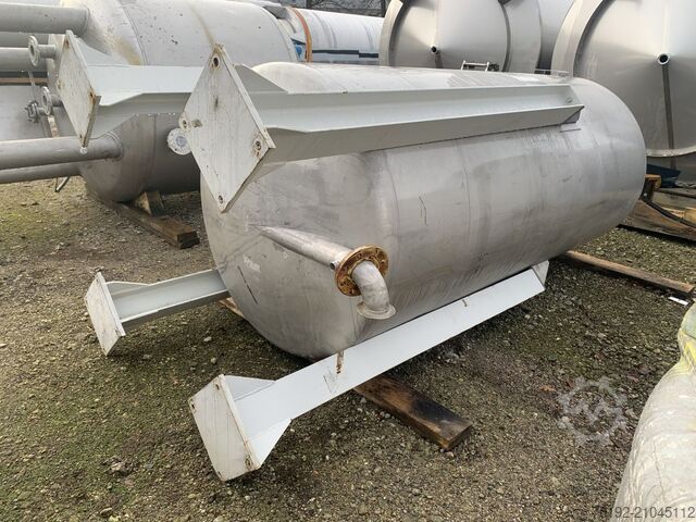 2800-liter open storage tank made of V2A stainless steel  S17006