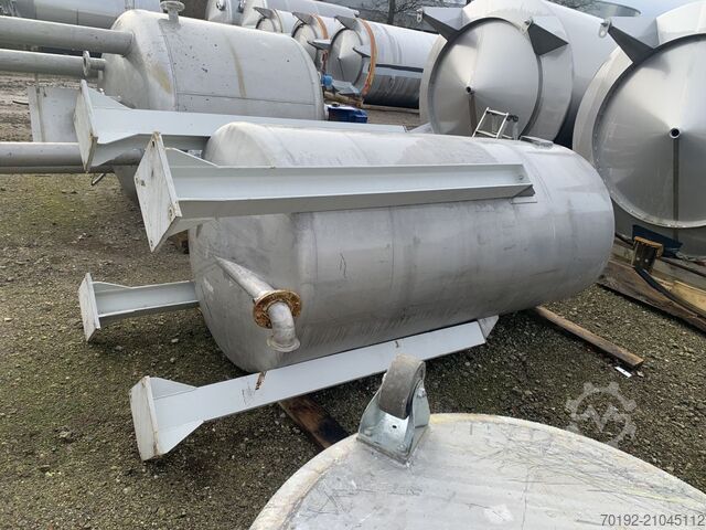 2800-liter open storage tank made of V2A stainless steel  S17006
