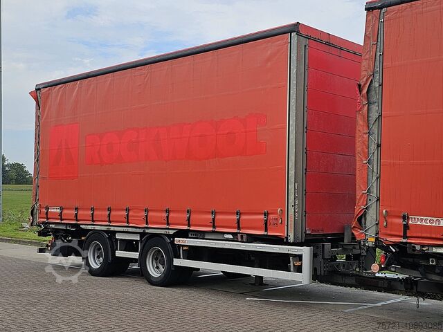 Sliding tarpaulins WECON AZ220 TANDEM BDF+BOX TAILLIFT