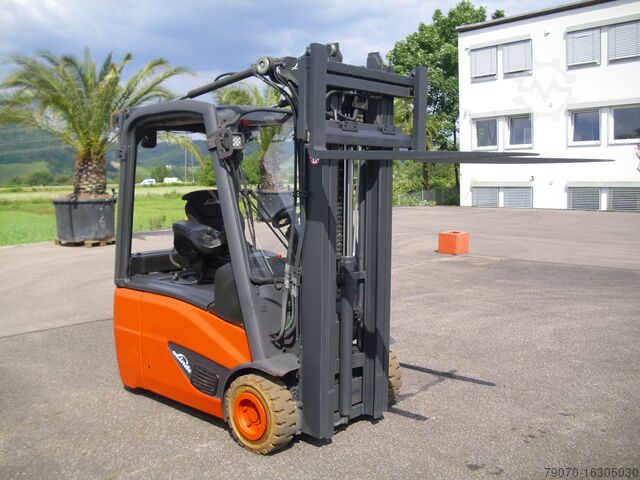 Four-way forklift Linde Linde E16C-02 EVO TRIPLEXMAST - SEITENSC