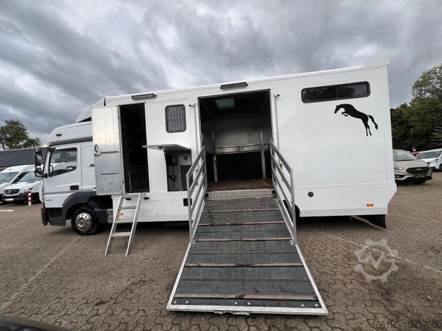 Livestock transporter MERCEDES-BENZ Atego 823 Pferdetransporter *4-Pferde+Zimmer*