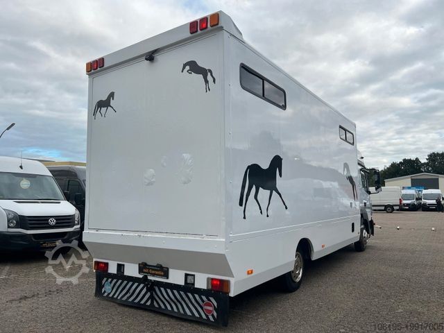 Livestock transporter MERCEDES-BENZ Atego 823 *4.Pferde*Pferdetransporter