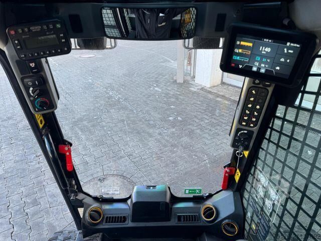 Planiermaschine JCB 270T S5 / Deltalader / Forst-Kabinenpanzerung