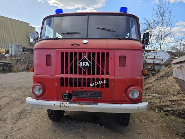 Special purpose truck  W50 L/LF IFA Löschfahrzeug mit Pumpe + Tank