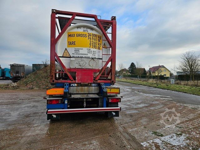 Auflieger-Wechselfahrgestell SCHMITZ CARGOBULL Tankchassis mit Tankcontainer, 424.676 KM