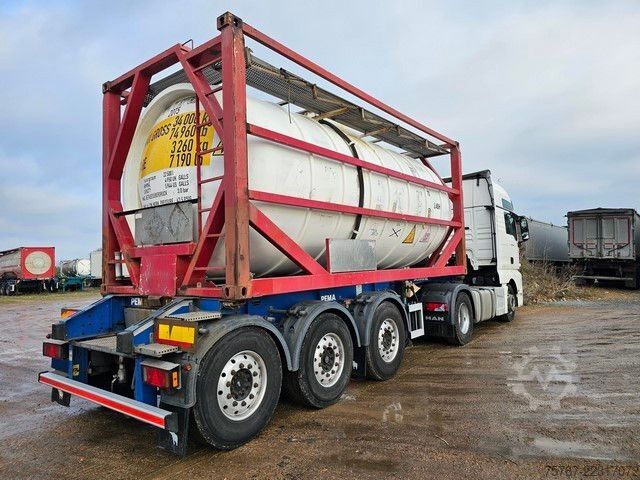 Auflieger-Wechselfahrgestell SCHMITZ CARGOBULL Tankchassis mit Tankcontainer, 424.676 KM