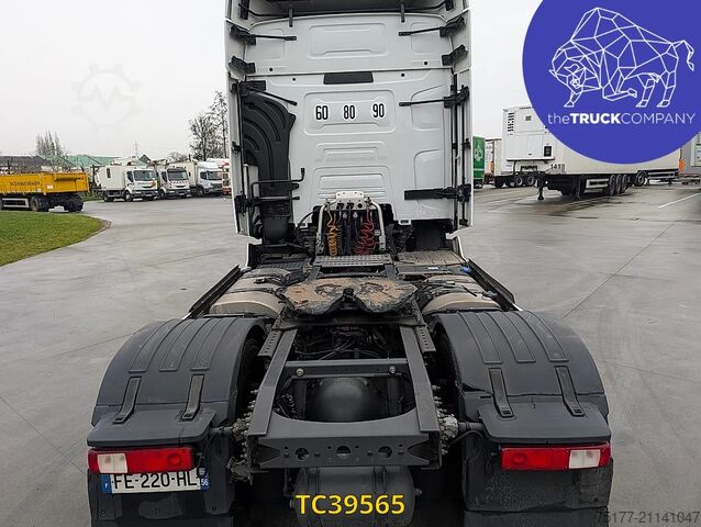 Standard-SZM Renault T 460