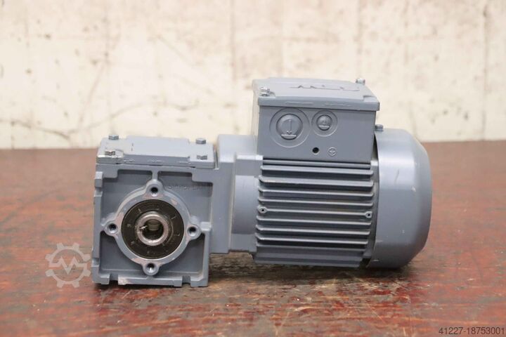 Getriebemotor 0,09 kW 22 U/min SEW-Eurodrive WA10/TDT56M4