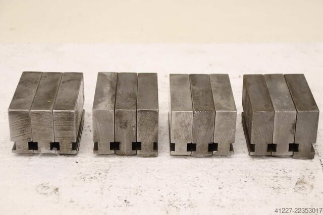 Interchangeable jaws, 4 sets unbekannt Breite 22 mm