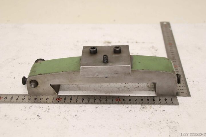 Intermediate bracket with depth adjustment unbekannt 275/95/H80 mm