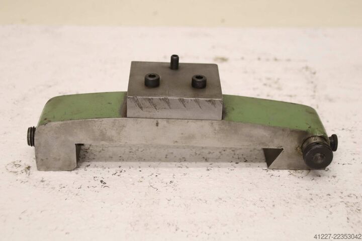 Intermediate bracket with depth adjustment unbekannt 275/95/H80 mm