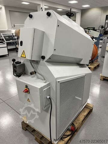 Label die cutter Ram punch AMC Hydromatic 220 Label die cutter